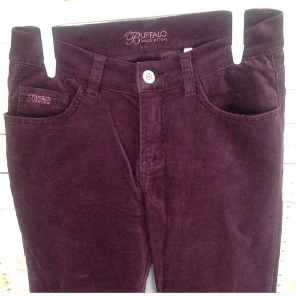 Buffalo bootcuts with embroidery - Picture 2 of 4